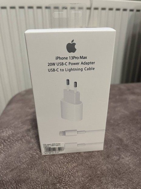 Apple adapterek s kbelek [Lers]